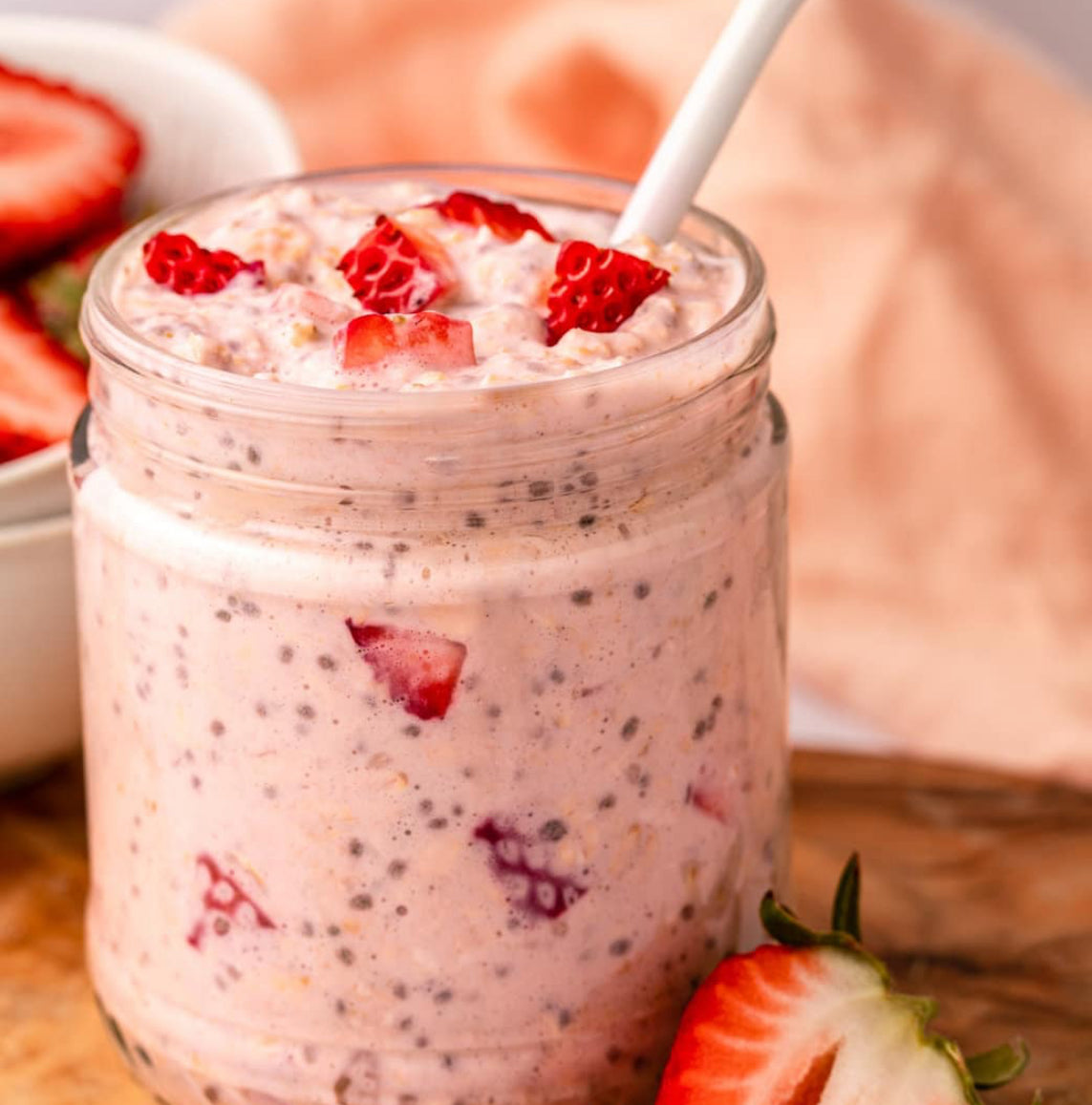 Strawberry and Cream Overnight Oats